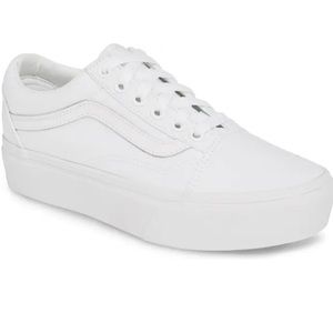 Vans Old Skool Platform Sneaker US Size W7. gently used.
